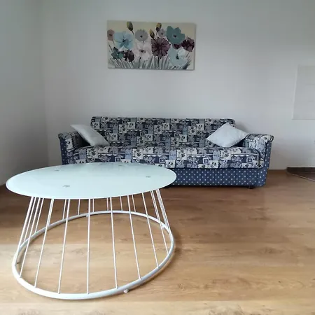 Franc Apartman *