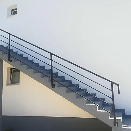 شقة Franc زادار